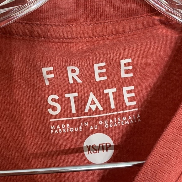 Bundle 4 short sleeve crewneck graphic t-shirts xs women’s casual lot - Picture 10 of 11